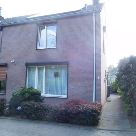 Bed and Breakfast Nulland Kerkrade Esterno foto